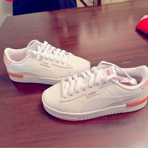 Puma tennis shoes. White & pink, size 6.5.